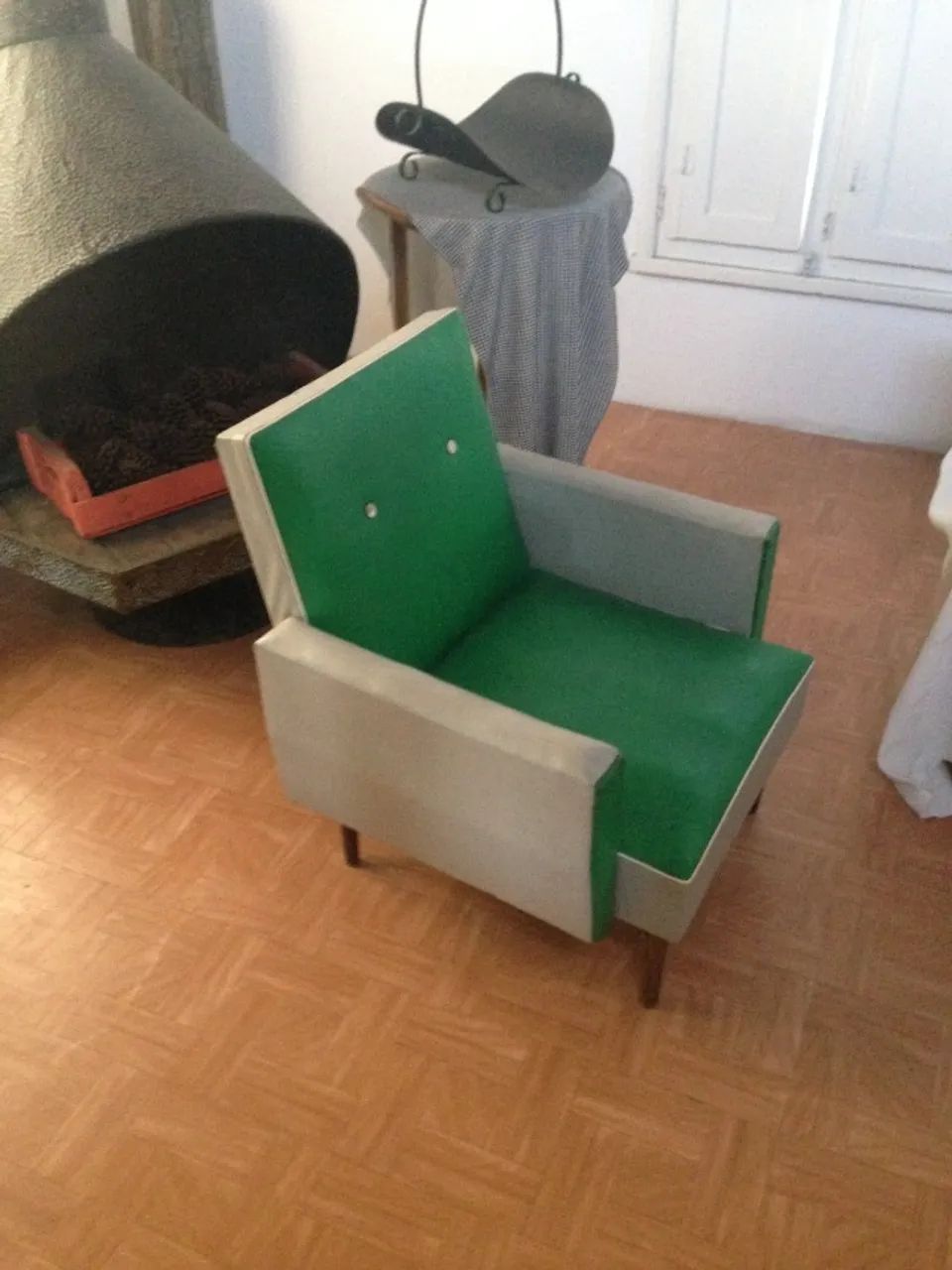 Sofá pé palito e 2 poltronas64330448530051122