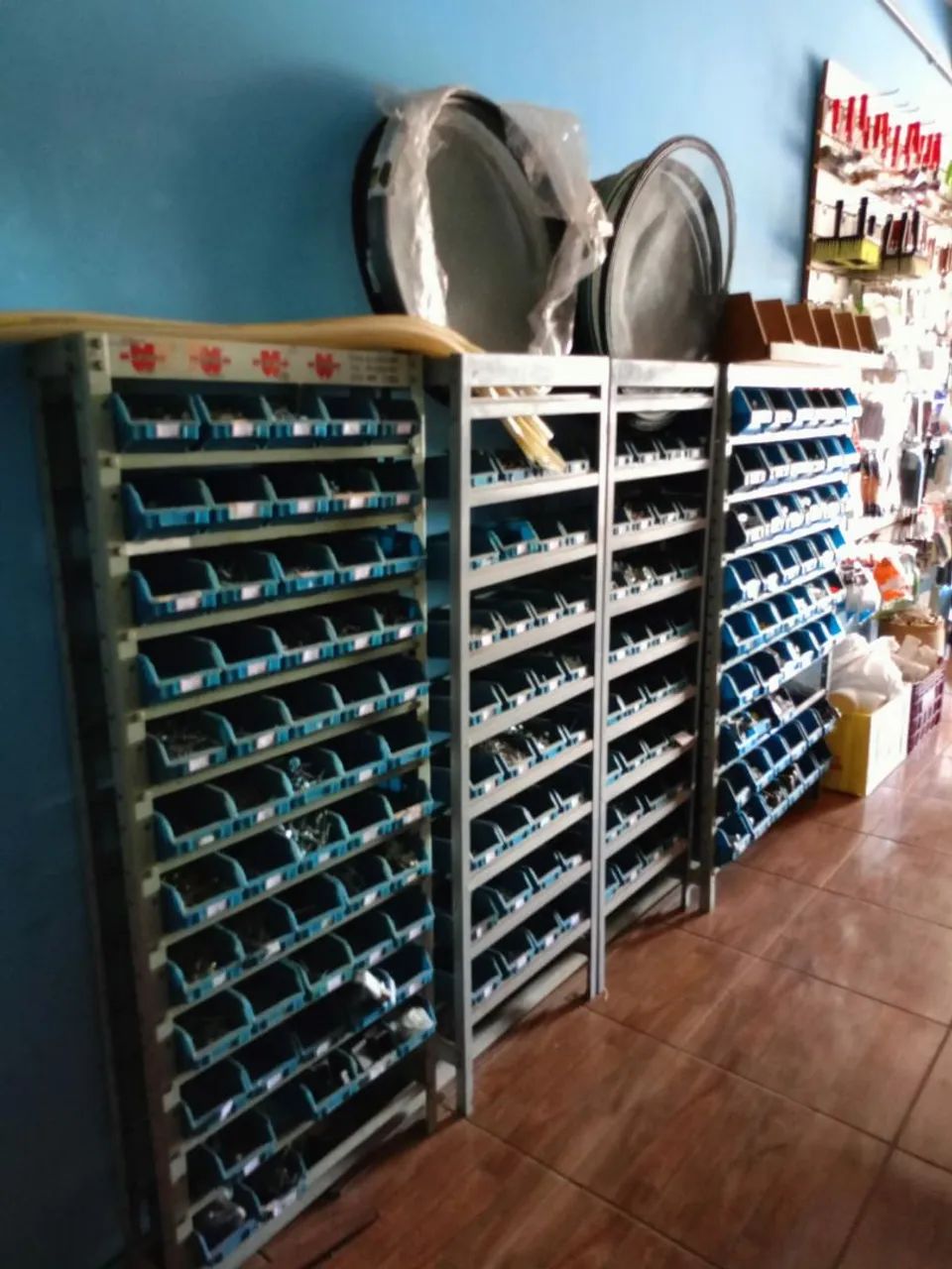 Matérias para ferragens e hidráulicas - Foto 14