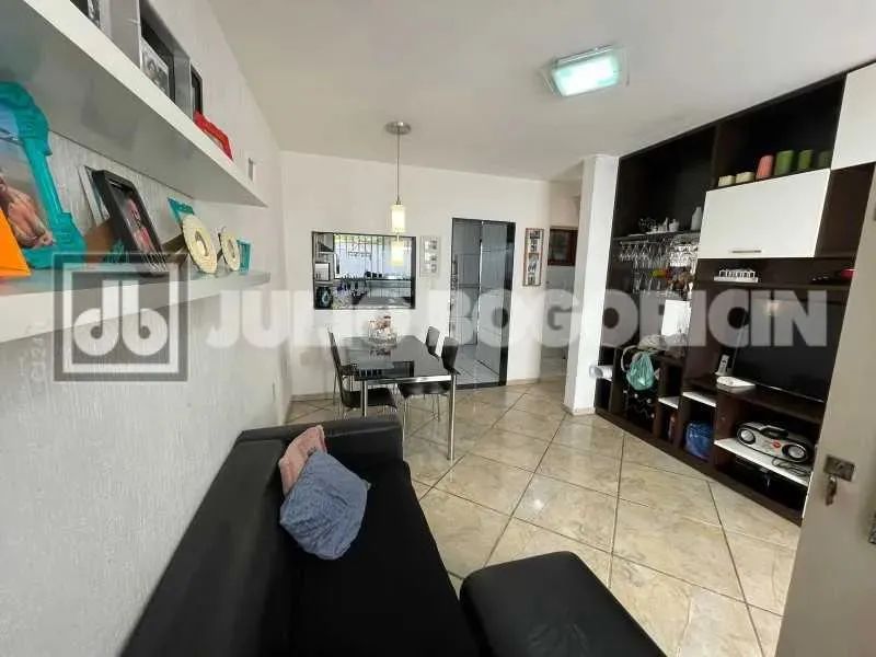 Casa de Vila : / Residencial / Freguesia (Jacarepaguá)