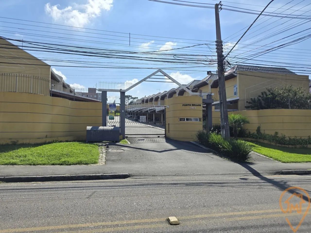 Sobrado com 3 quartos para alugar por R$ 2700.00, 110.00 m2 - BOQUEIRAO - CURITIBA/PR - Foto 2