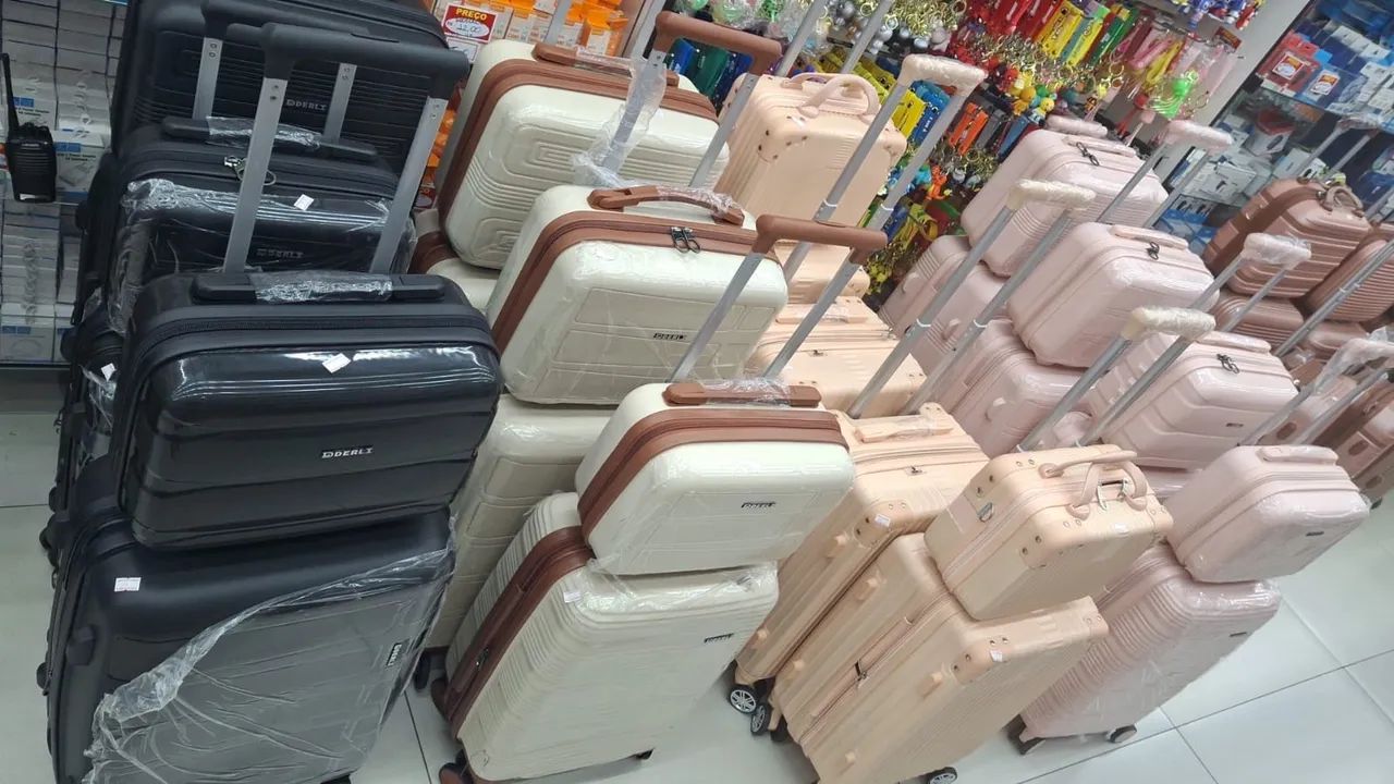 Malas de bordo! Ótimo material 