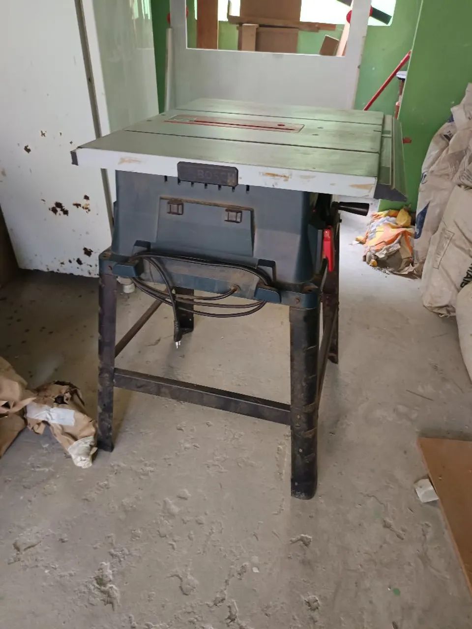 Serra de bancada Bosch Profissional.64840852656897121