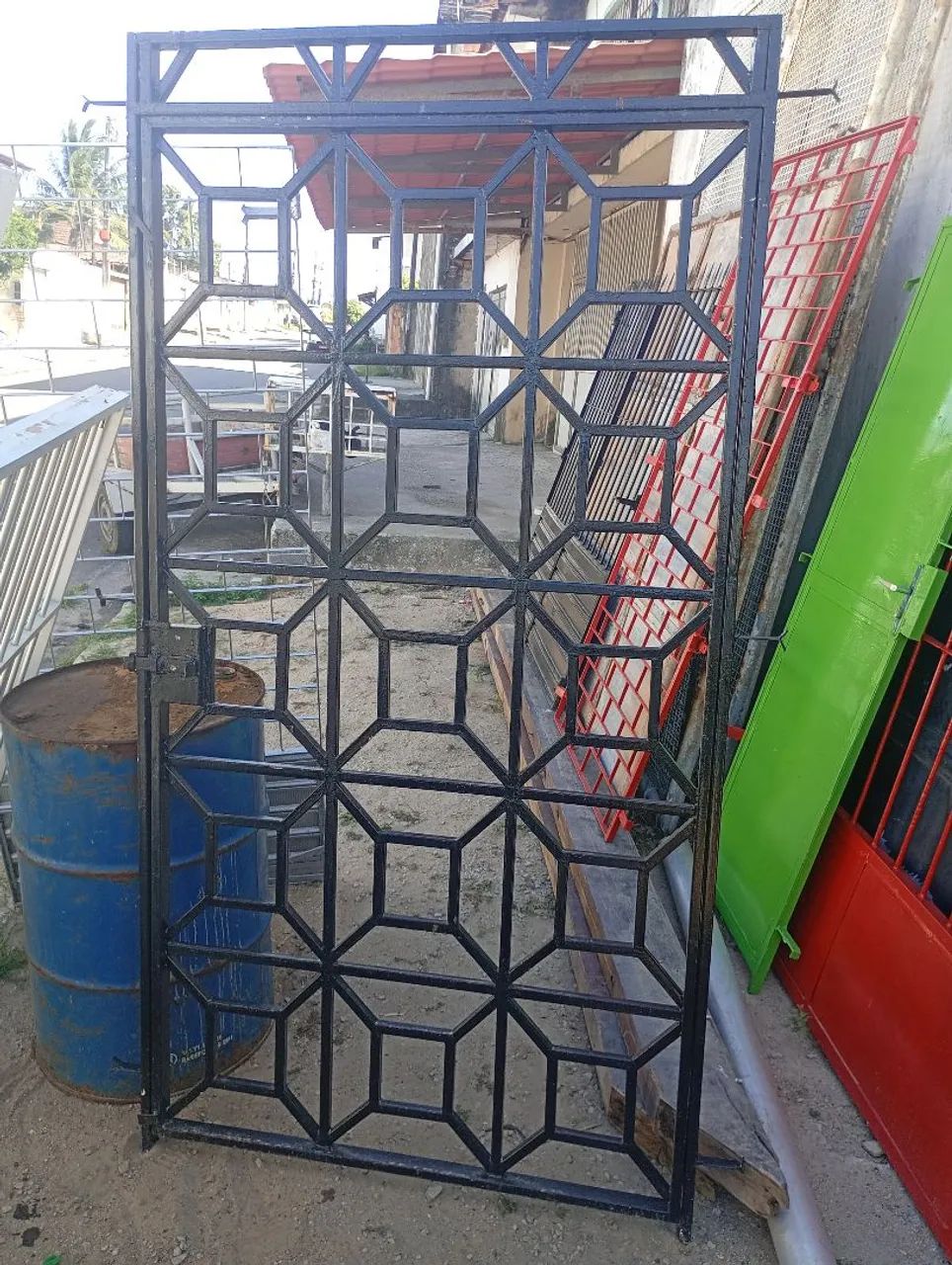 Portão completo só instalar largura 1,20 altura 2,20 valo $700 só ligar *71 ou zap