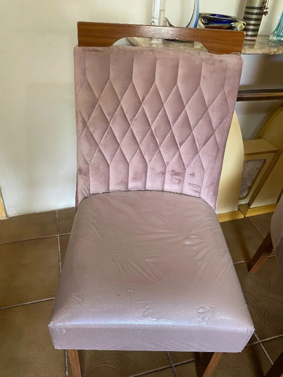 Dining Table64520805978370124