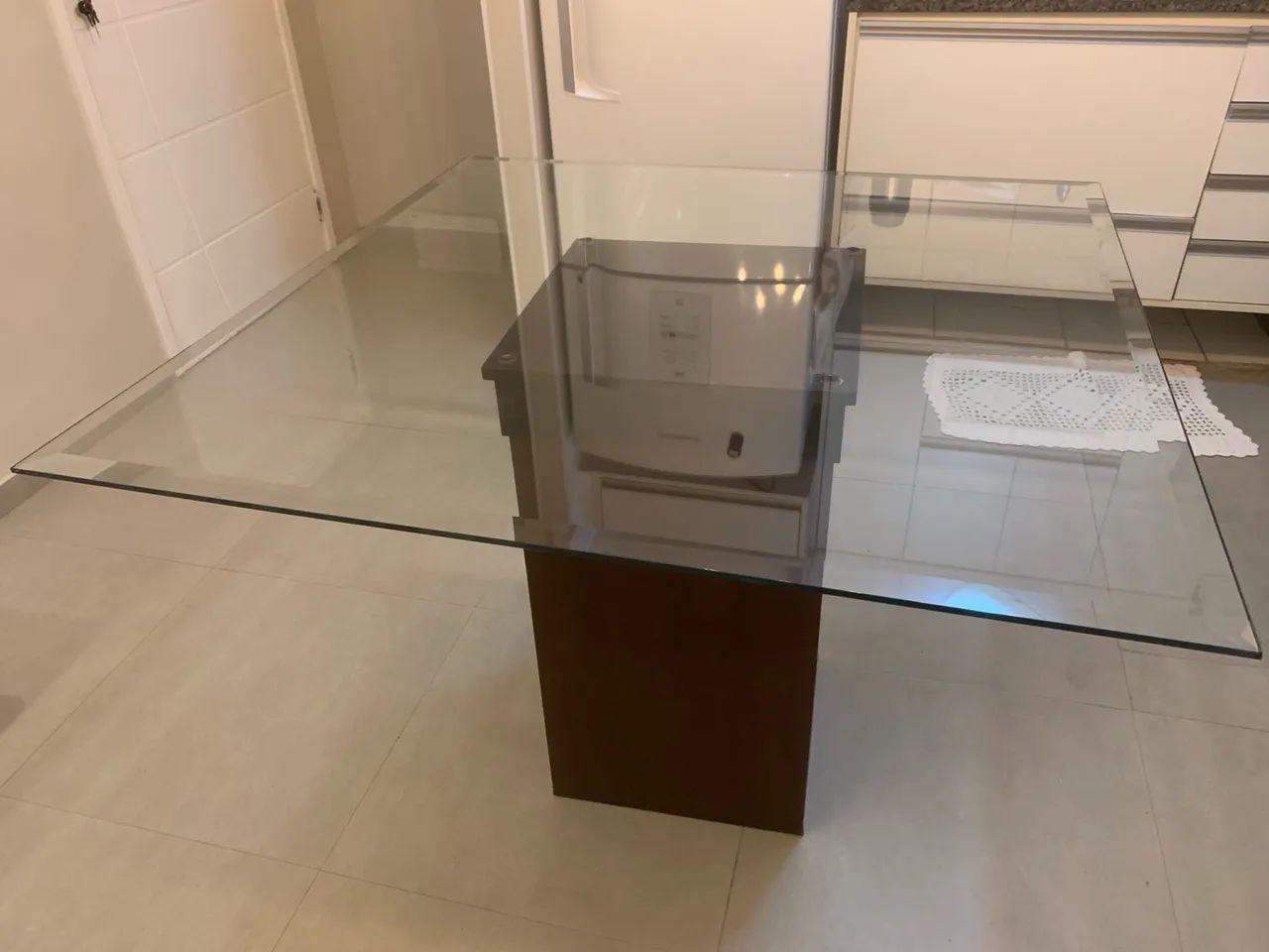 Mesa de Jantar sem cadeiras