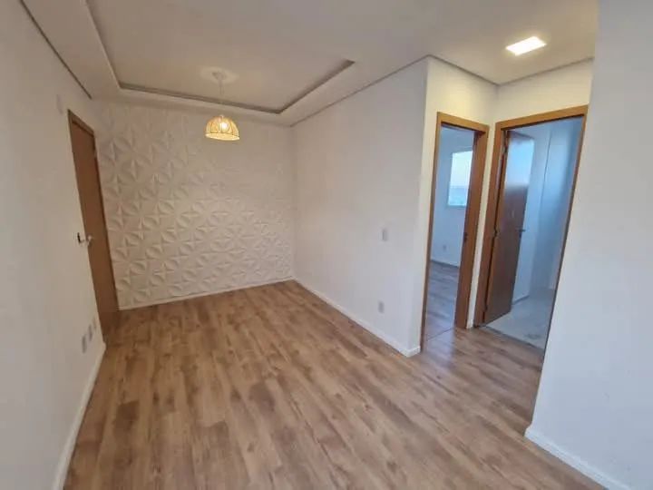 Piso vinilico,laminado  para comércio novo - Foto 2