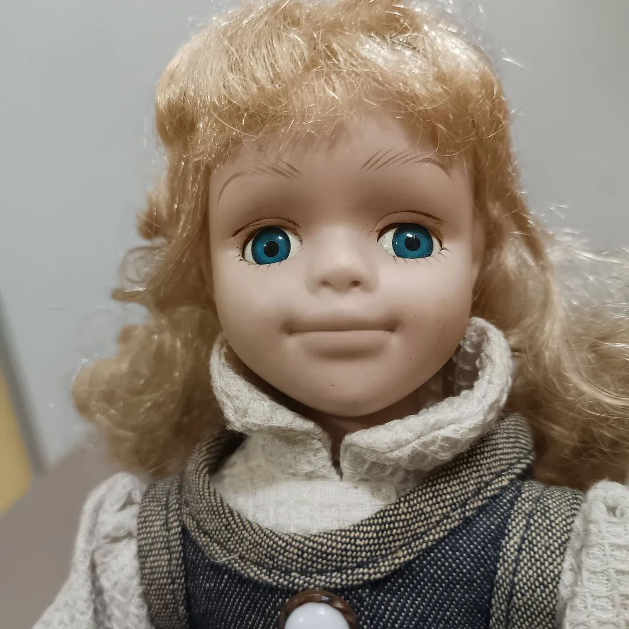 Boneca antiga de porcelana  - Foto 5