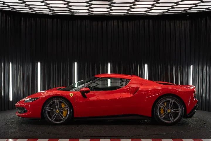 Ferrari 296 GTB (Hibrido), foto 7 de 20