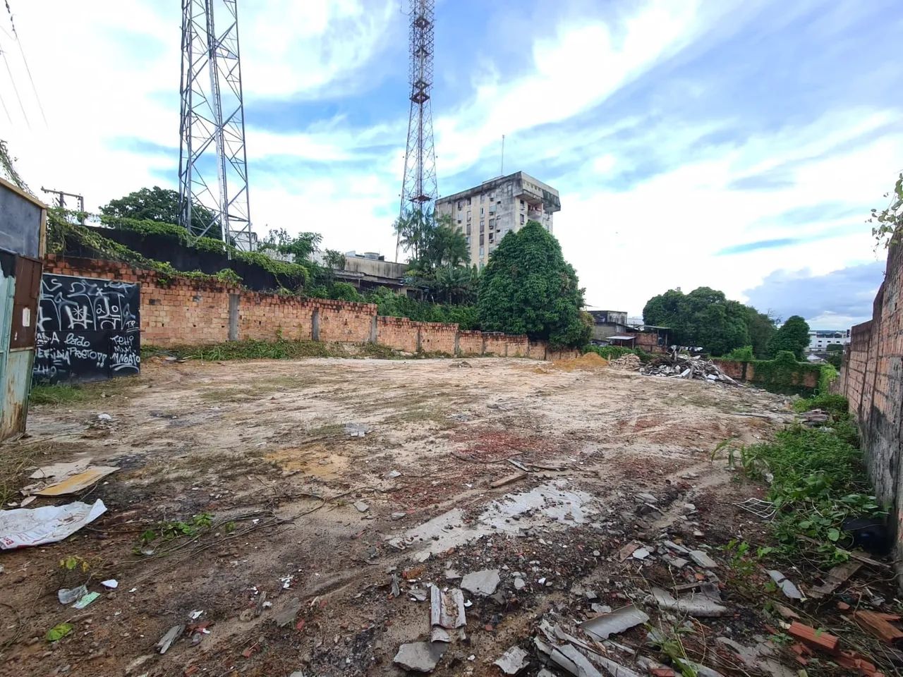 Vendo Terreno na rua Barcelos - Foto 4
