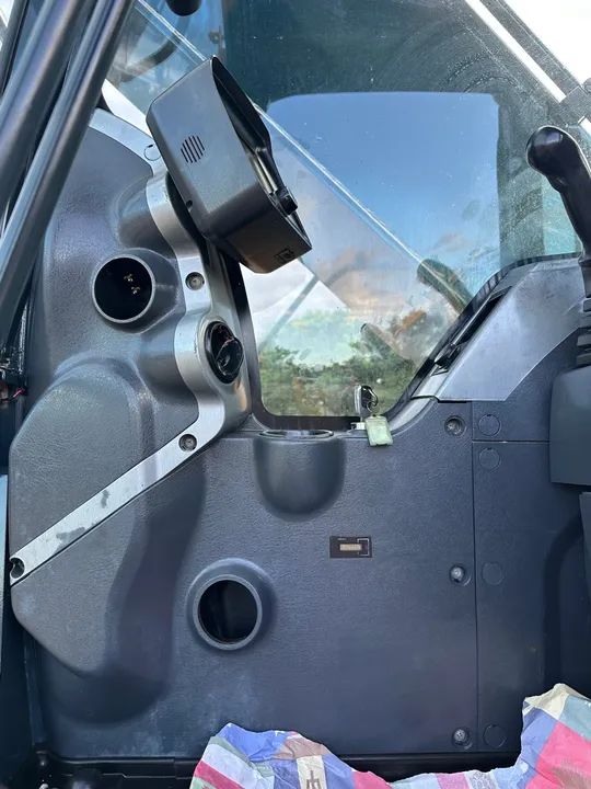 Escavadeira Hyundai 260LC-9S 2019  - Foto 6