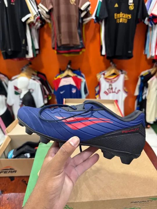 VENDO MEU ESTOQUE DE CHUTEIRAS 