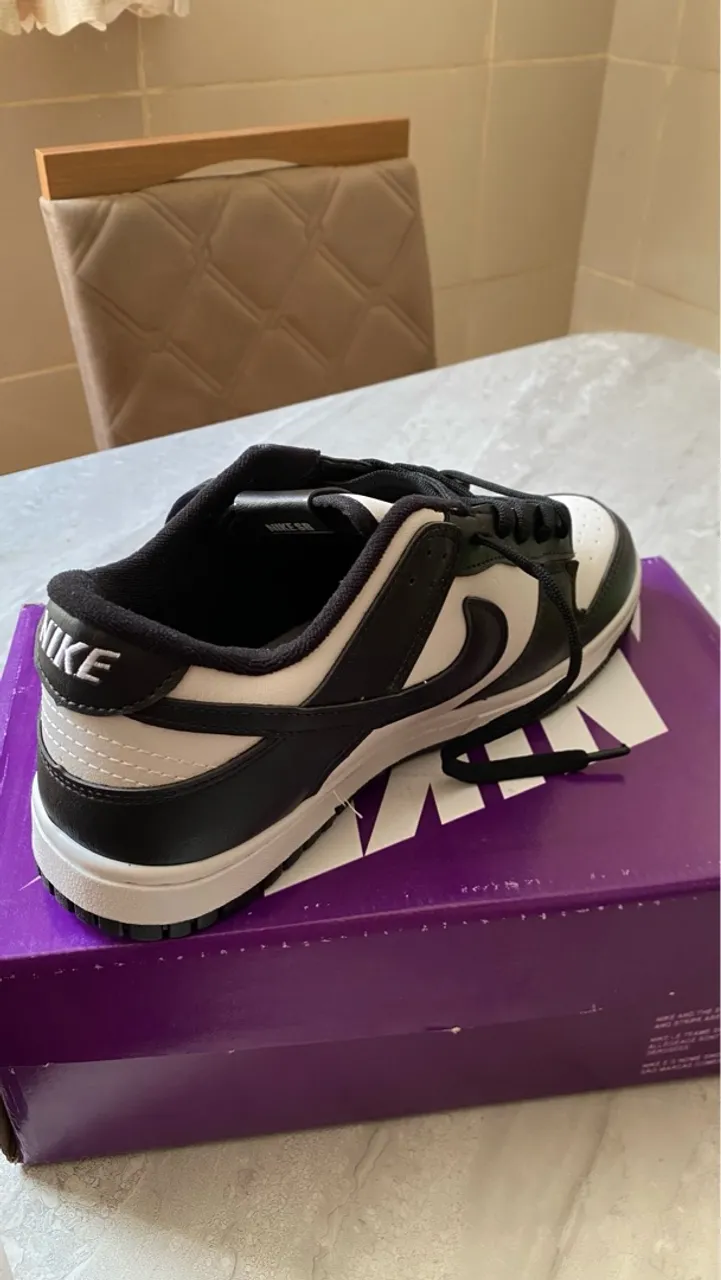 Tênis Nike Dunk Low Preto e Branco