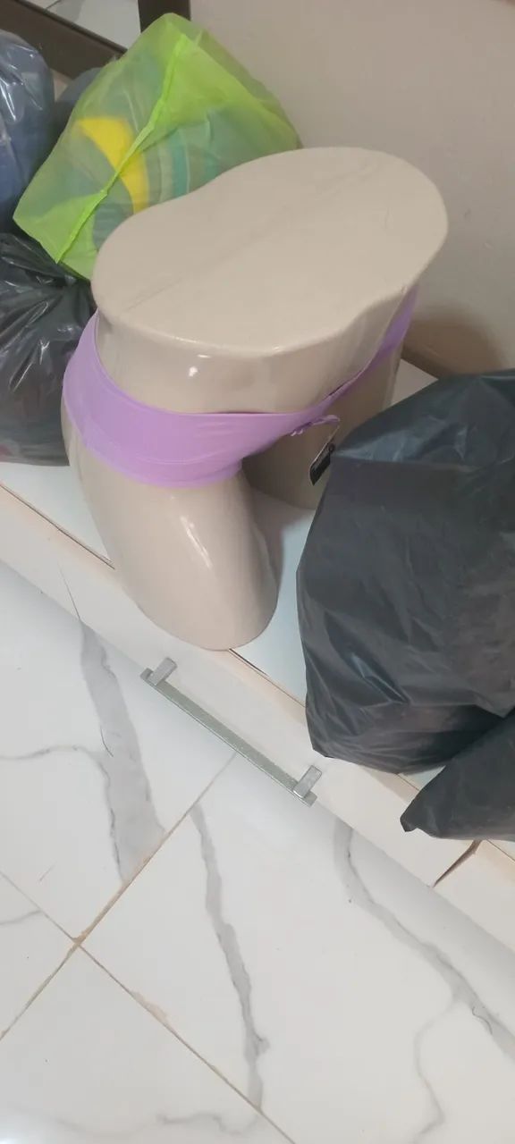 Vende-se Móveis de Loja de Roupas - Foto 2