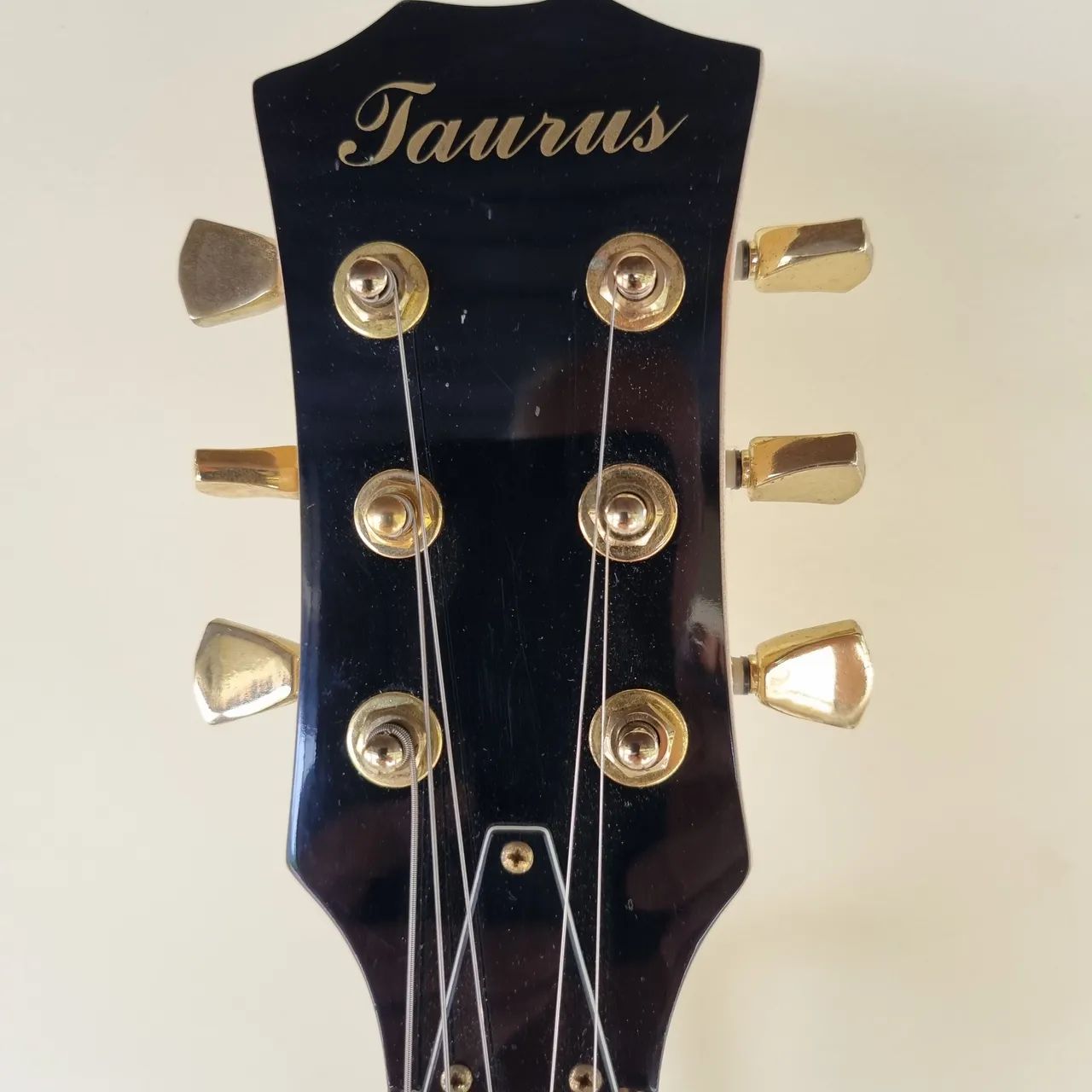 TAURUS LES PAUL, acrilíco,  - Foto 4