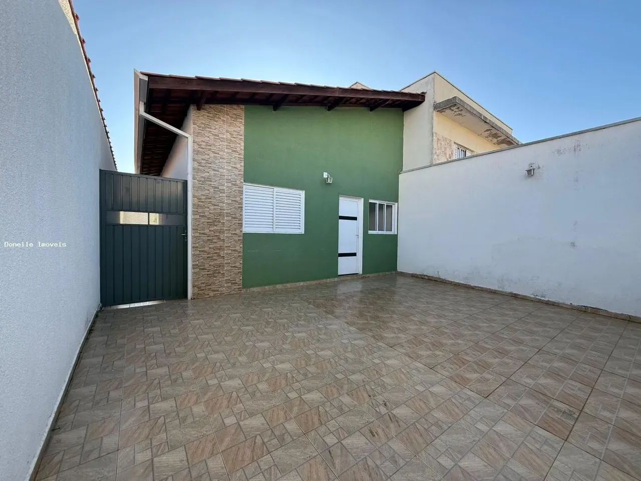 Casa para Locação em Mogi das Cruzes, Cézar de Souza, 2 dormitórios, 1 suíte, 2 banheiros,