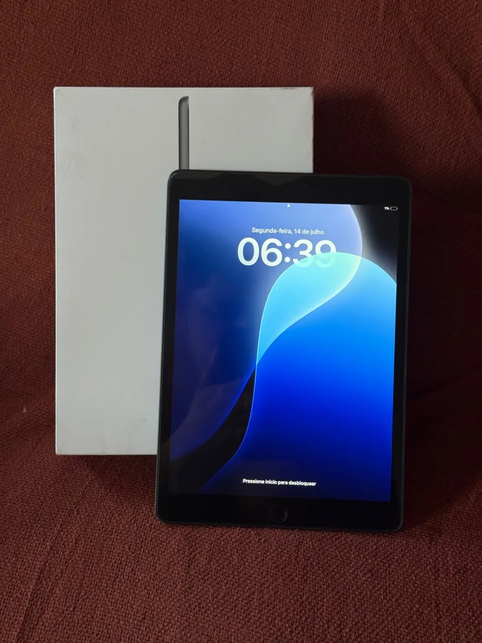 iPad Apple 9ª Geração 64GB - Tela Retina