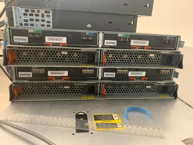 Storage Ibm 24 discos Sas - Foto 3
