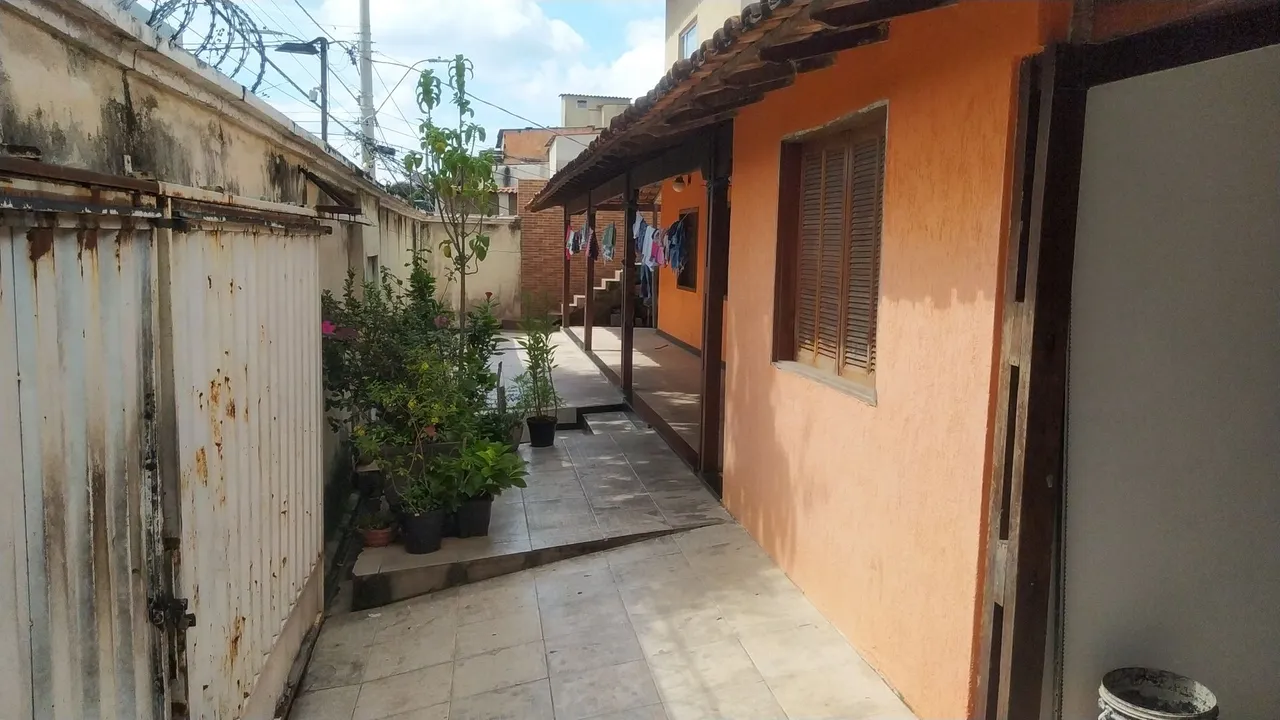 VENDO ESTÁ MARAVILHOSA CASA !!!