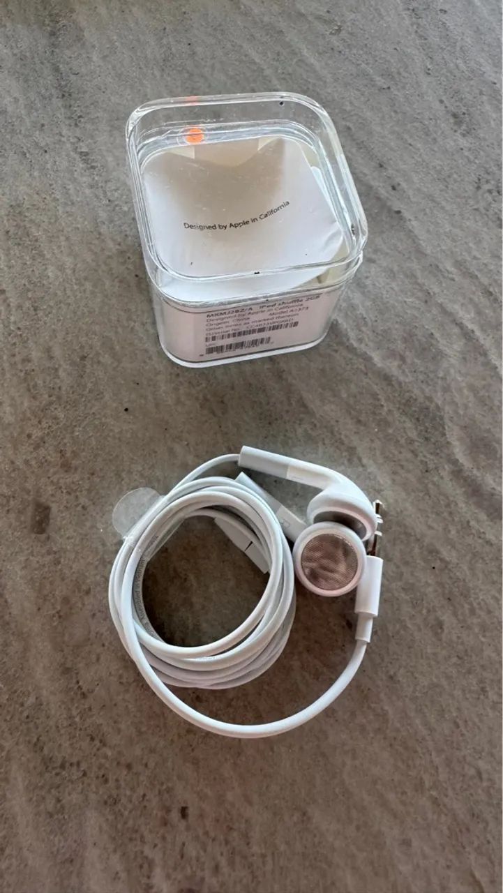 Fone de ouvido original Apple. Plug P2