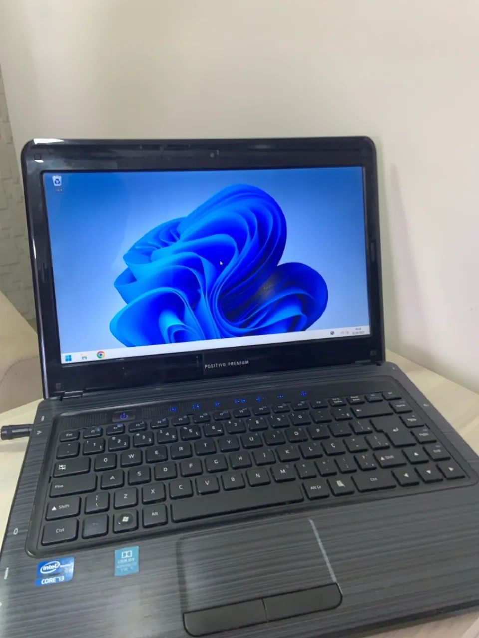 Notebook Positivo Premium i3 ( detalhes ) - Foto 2