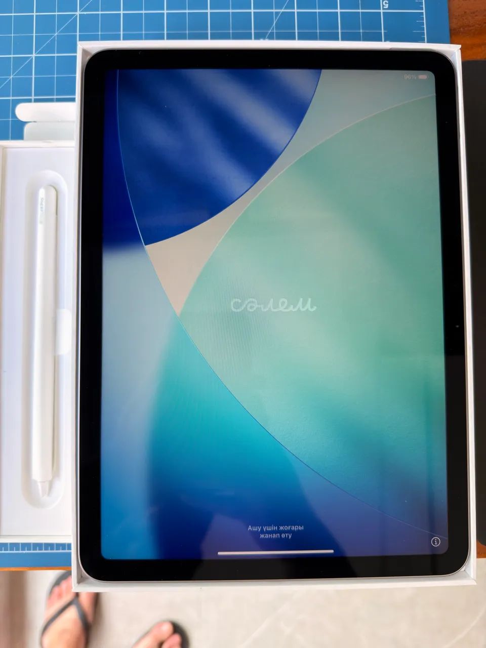  iPad Air M2 256GB 11pol c/ Apple Pencil Pro - Impecável