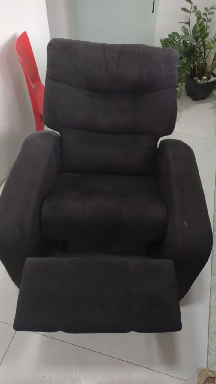Poltrona inclinável 