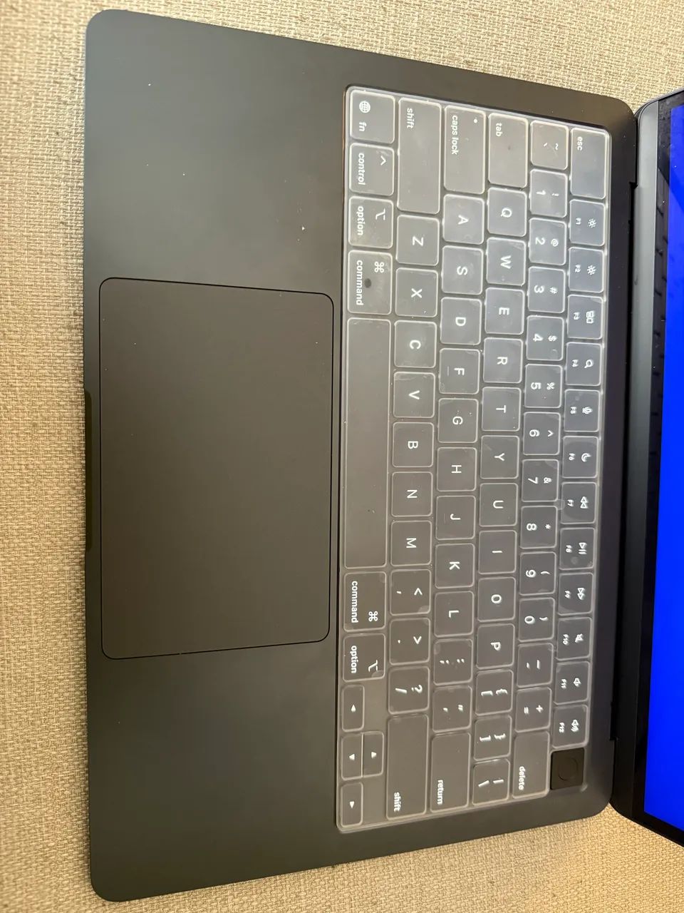 MacBook Air 13 M4 - Foto 3
