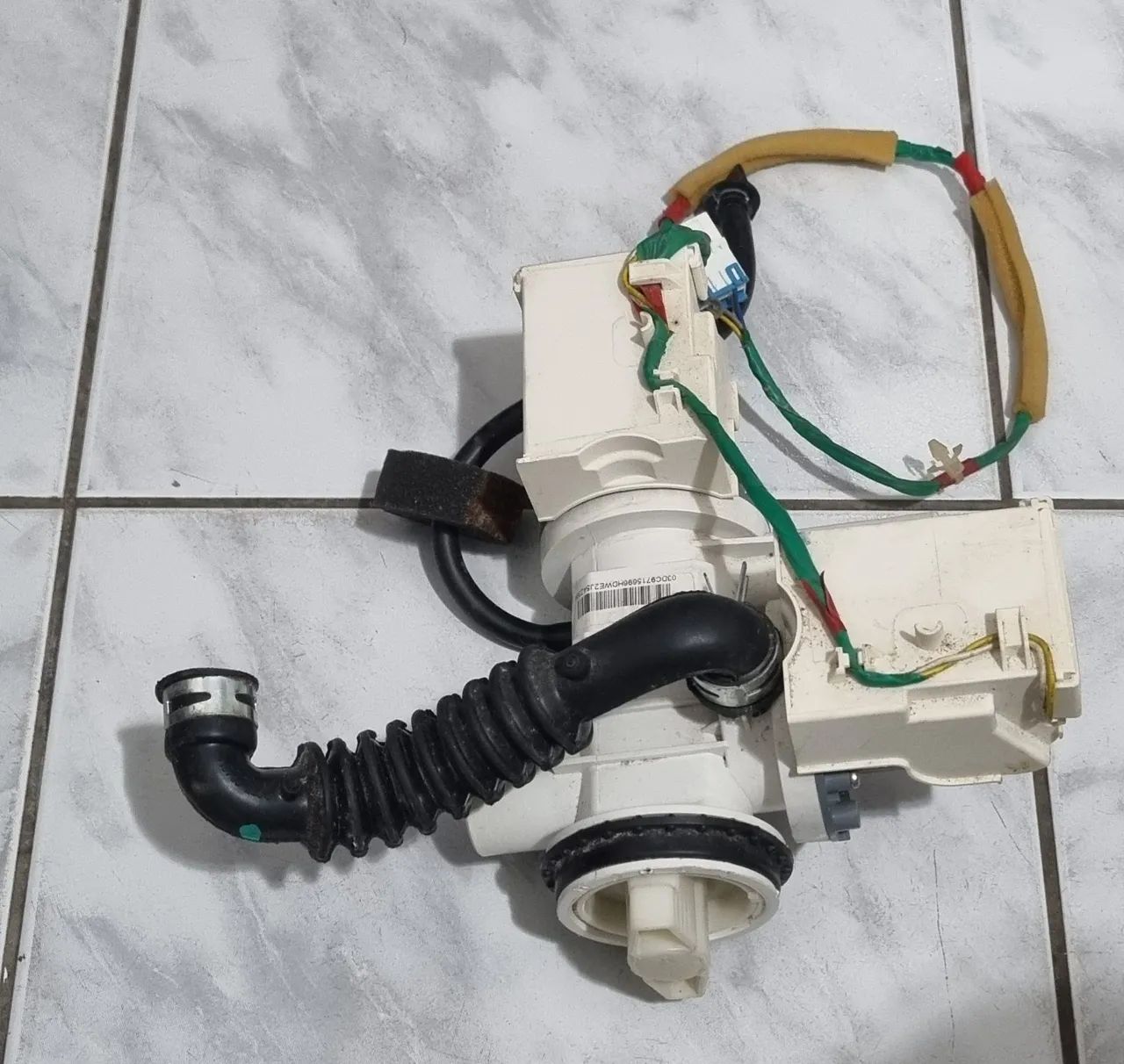 Conjunto bomba de dreno e ecobubble 