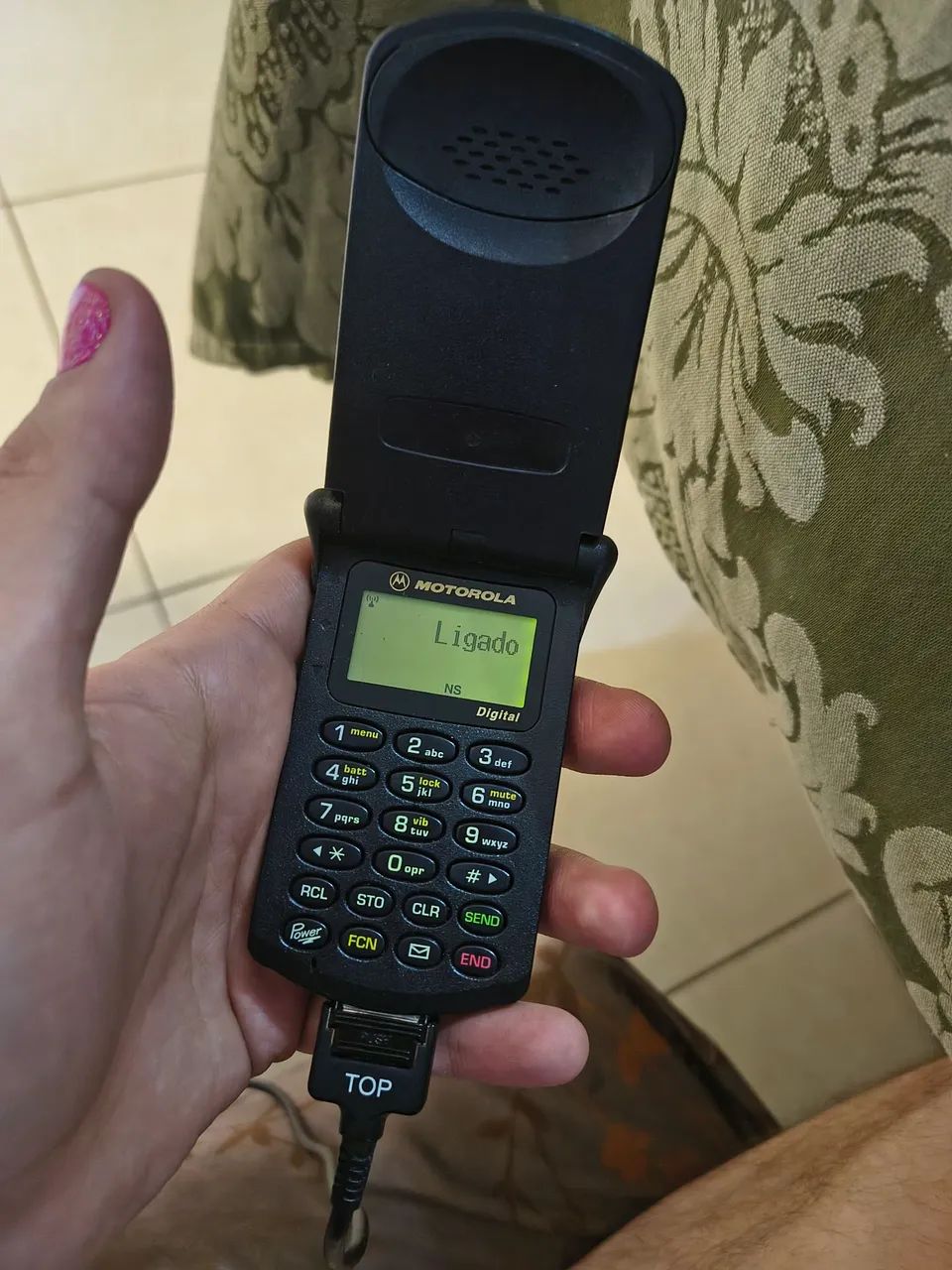 Celular StarTAC (1996) com acessórios - Foto 2