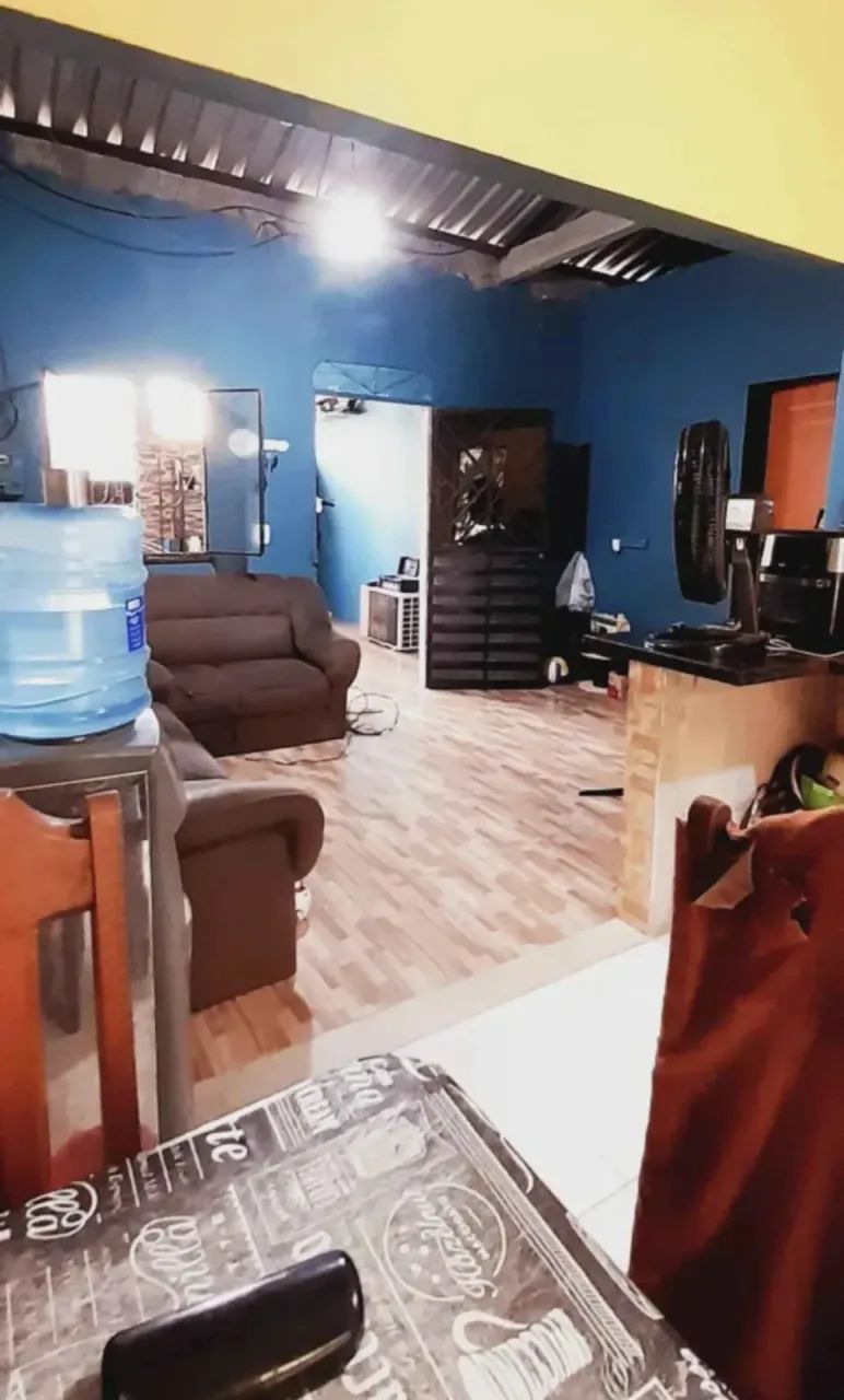 CASA À VENDA NO DISTRITO