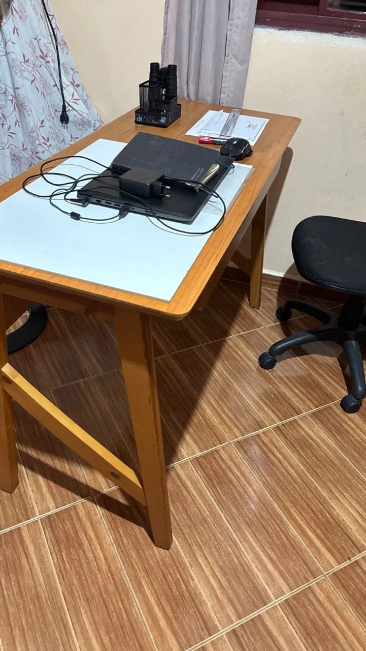 Escrivaninha + cadeira  - Foto 2