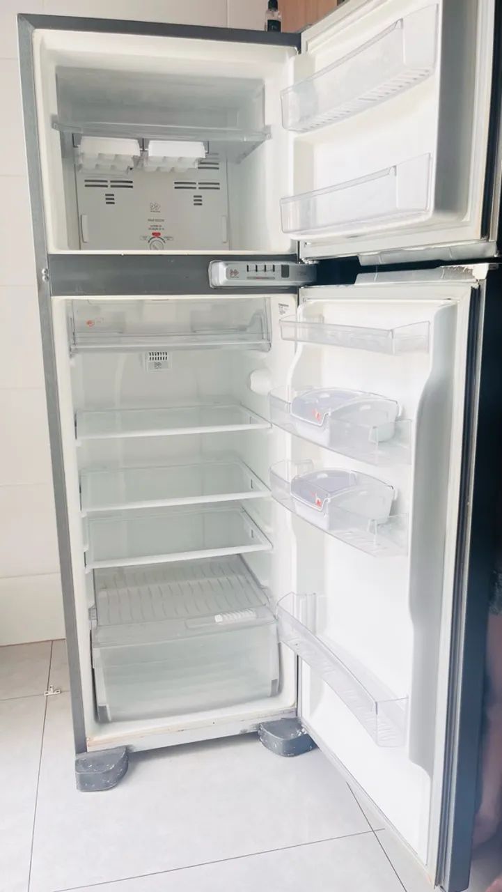 Geladeira Brastemp 220v - Foto 2