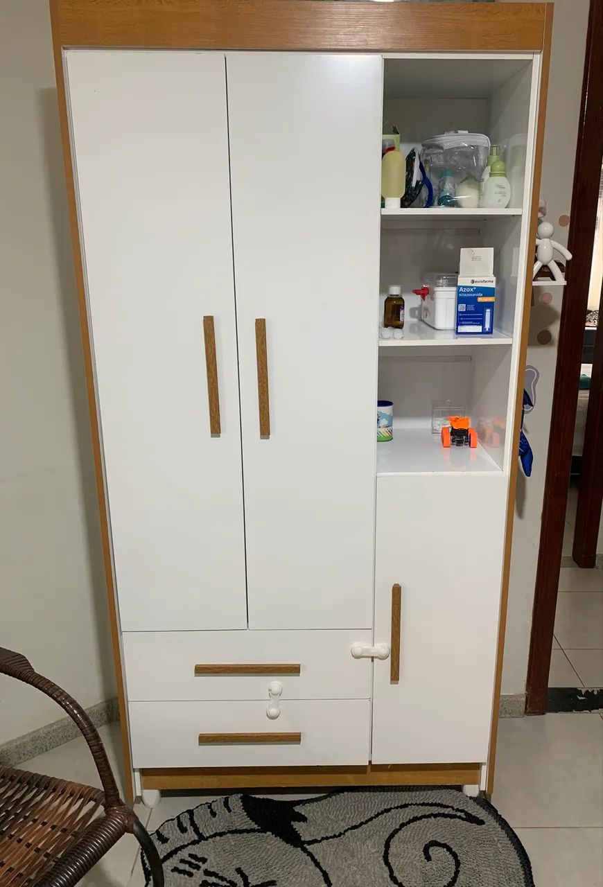 Vendo lindo guarda roupa Infantil  - Foto 3