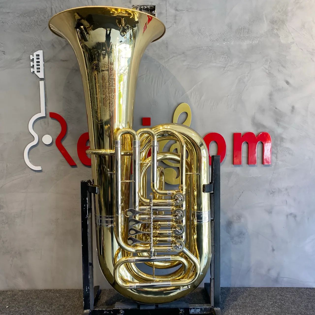 Tuba Dillon Laqueada - Usada - Foto 2