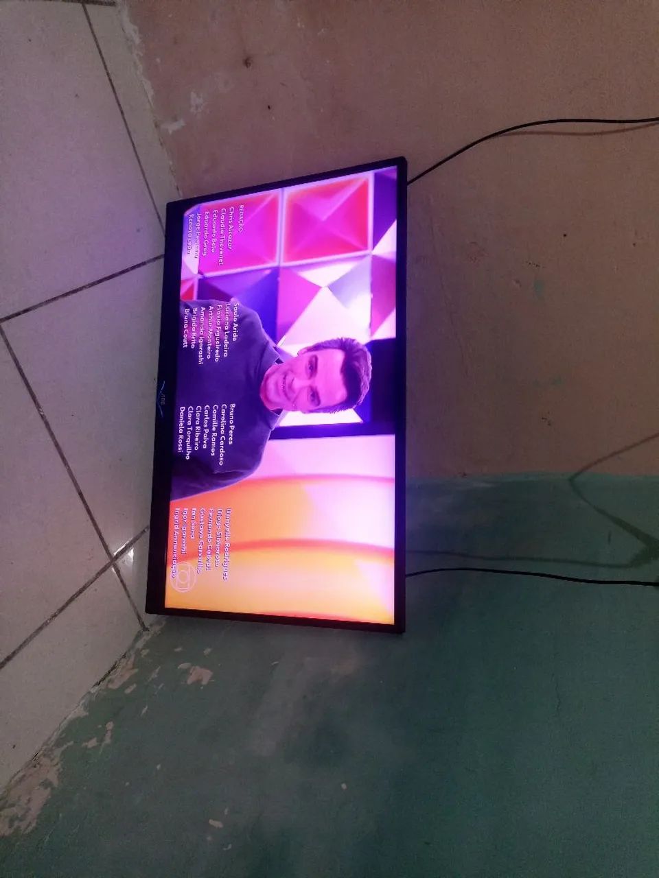 Tv AOC 32 polegadas usada 