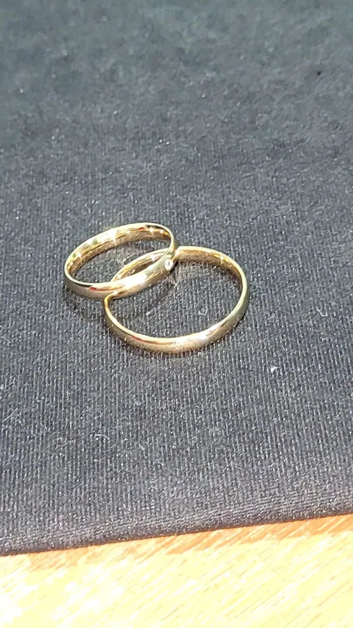 Par de alian ças 5.6 g de 18k - Foto 2
