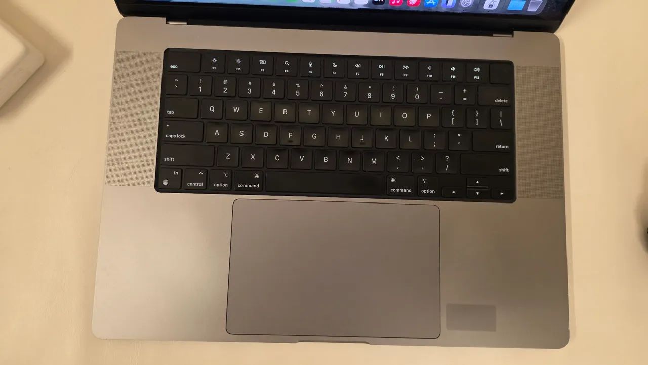 Macbook Pro 16 M1 Max 32gb 1tb GPU32 - Foto 4