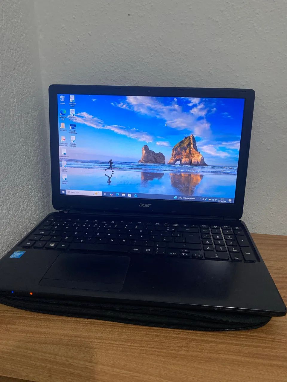 Notebook Acer IntelCore i5 466GB armazenamento 4GB RAM