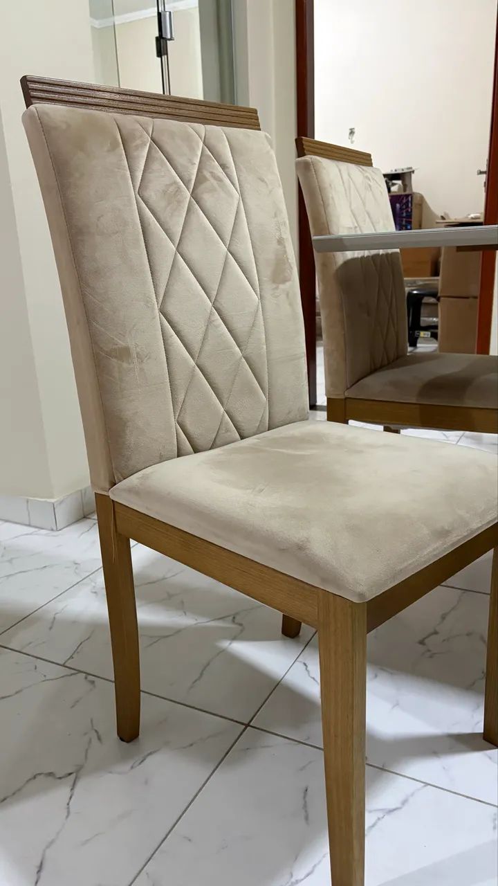 Mesa de 6 cadeiras 100% madeira  - Foto 4
