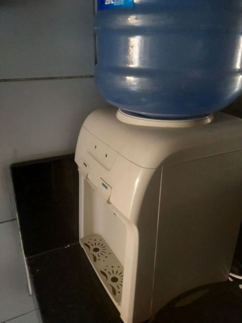 Bebedouro em ótimo estado  - Foto 2