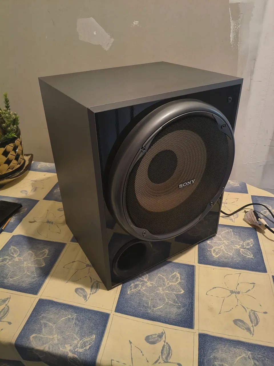 Subwoofer ativo Sony c/ falante de 10 polegadas  - Foto 2