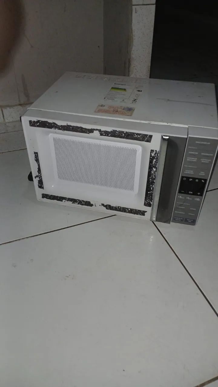 MICROONDAS COM DEFEITO NO VIDRO (apenas) - Foto 3