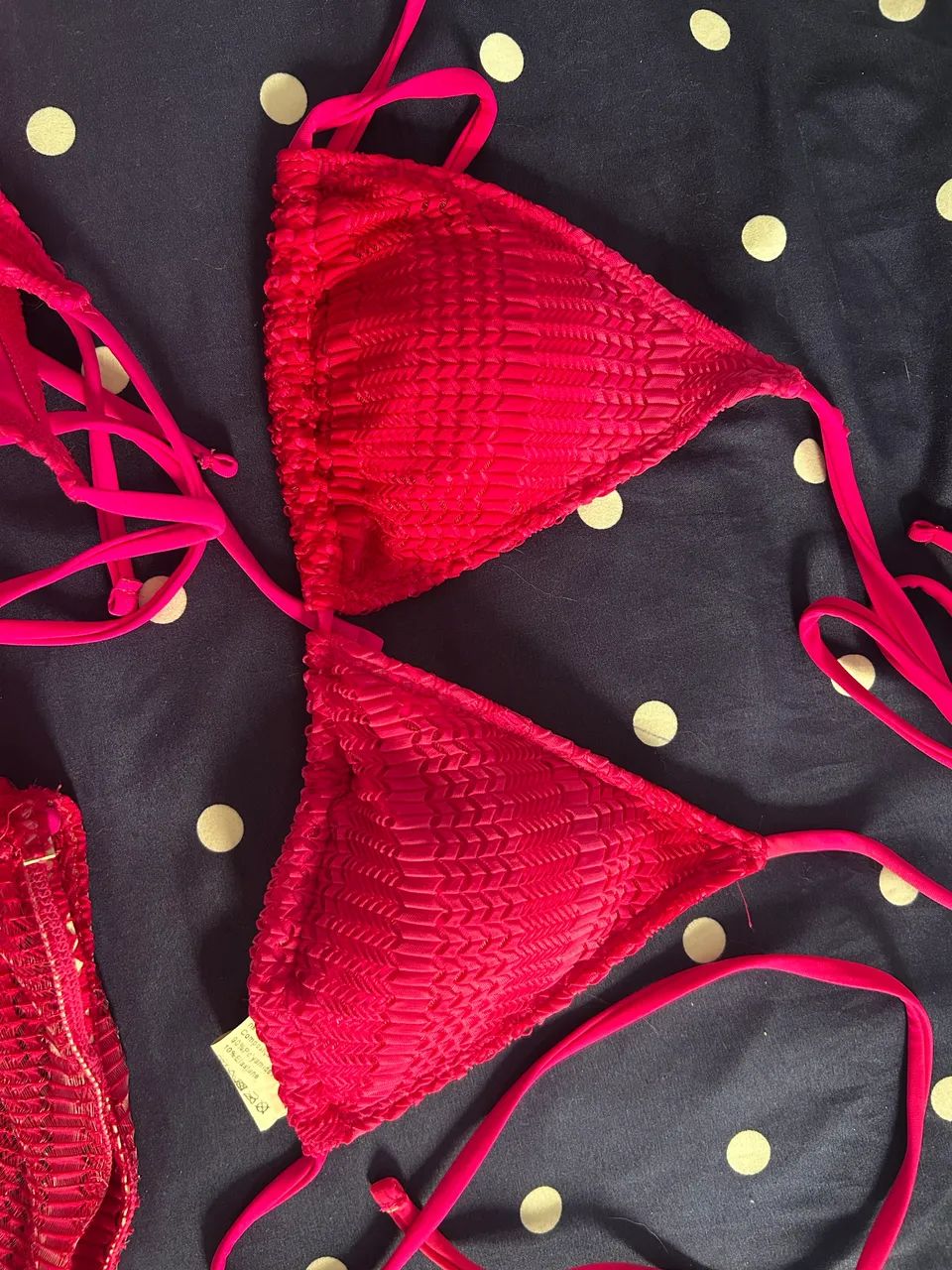 Conjunto biquíni com saída de praia 
