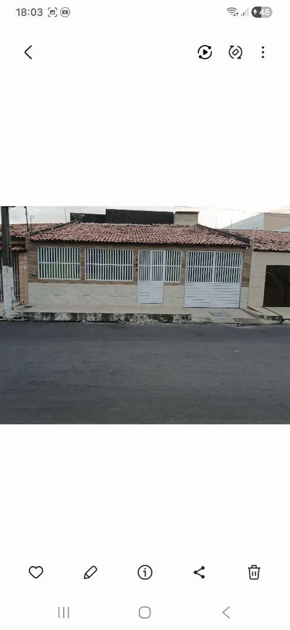 Casa a venda 