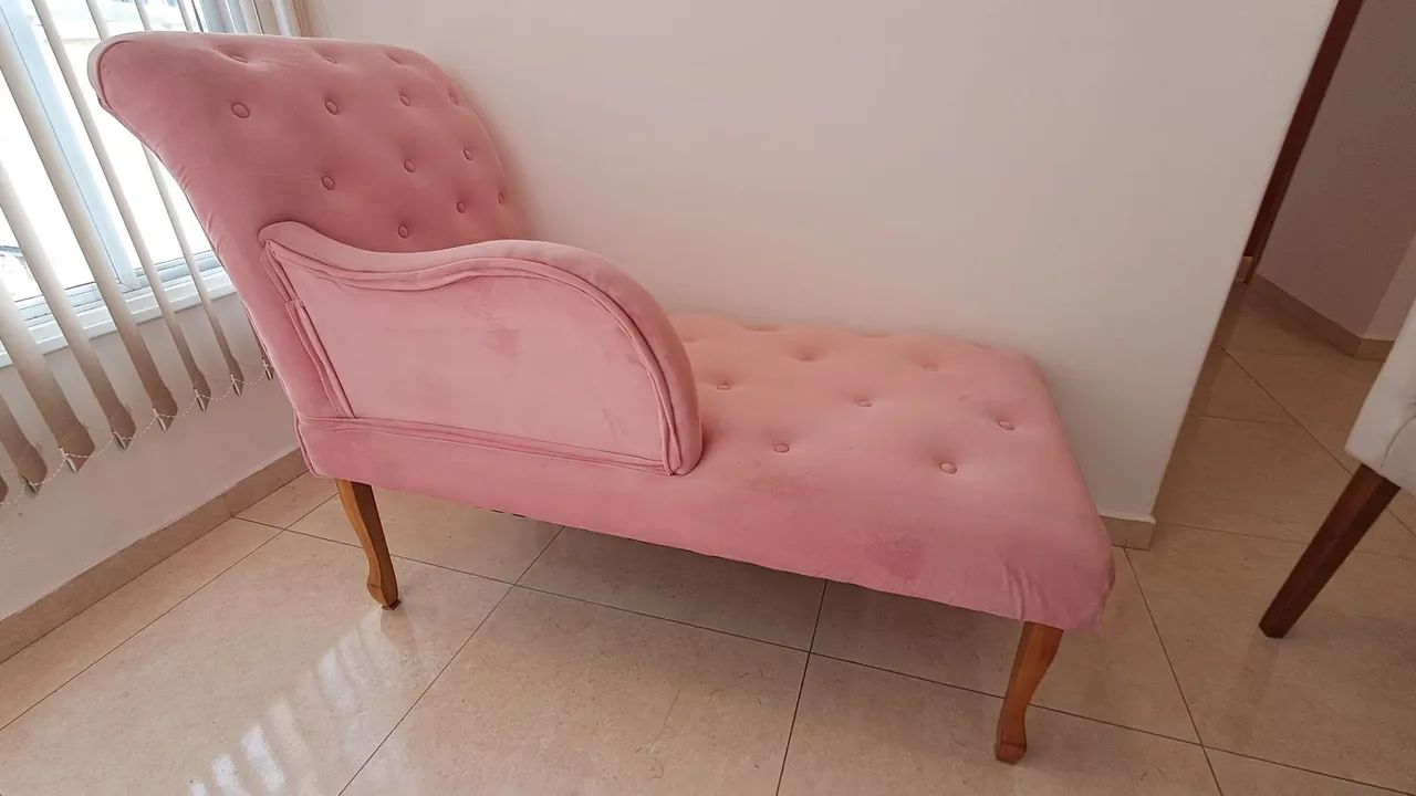 Divã Rosa Capitonê - Elegante e Confortável | 130cm - Foto 3