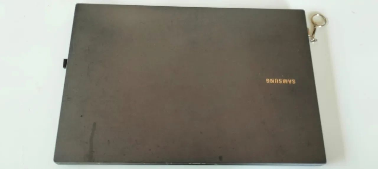 Notebook pra trabalho e jogos leves