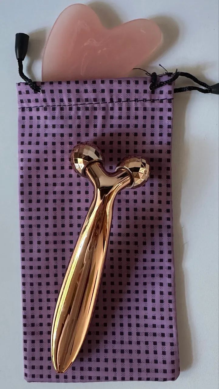 massageador roller y 3d e pedra guasha para lifting - Foto 2