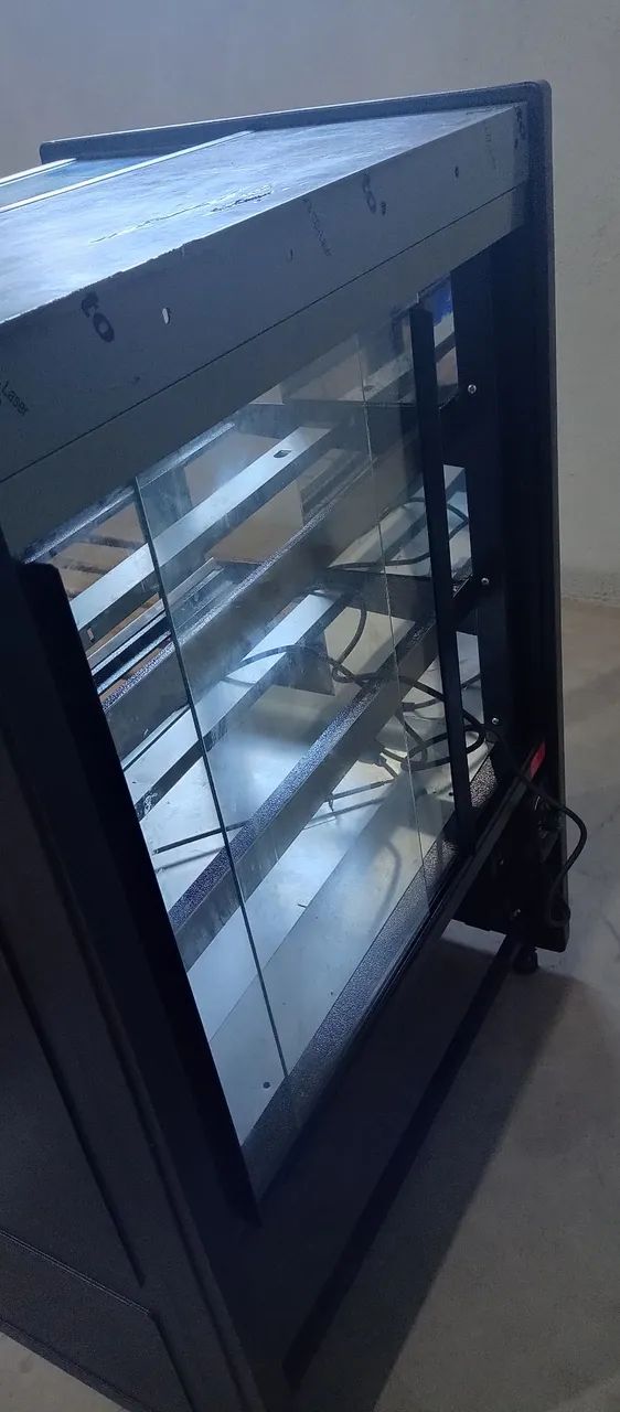 Vendo estufa vitrine de calor 220 v - Foto 3