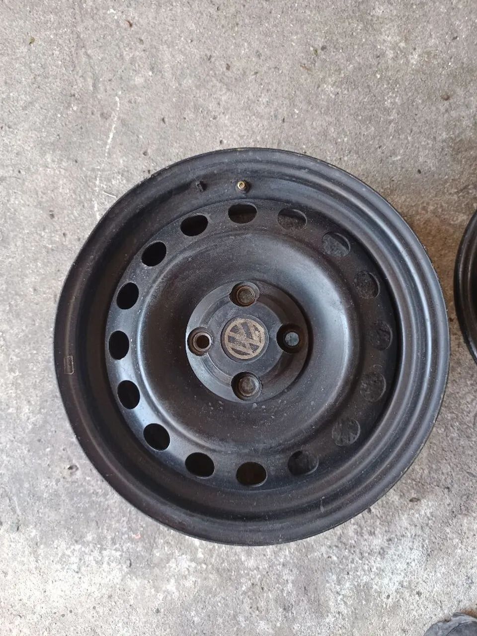 Jogo de rodas 15" 4x100 vw - Foto 4