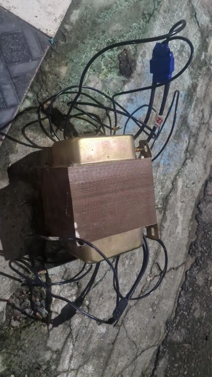 Transformador 220V